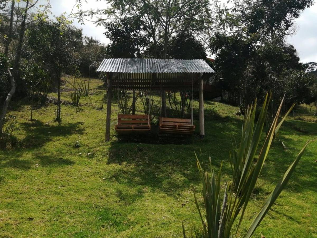 Jardin Colibri Rnt 33633 Villa Guatavita Ngoại thất bức ảnh